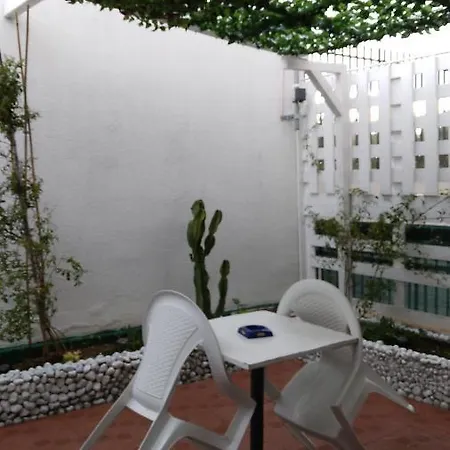 Pianeta Camera Torre A Mare