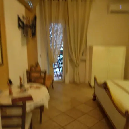 Pianeta Camera Torre A Mare